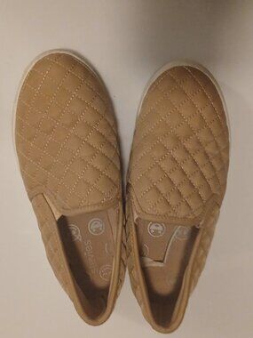 Stevies Rose Gold Shoes Girls 4